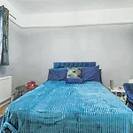 Stunning, Large 1 Bed Riverside Flat